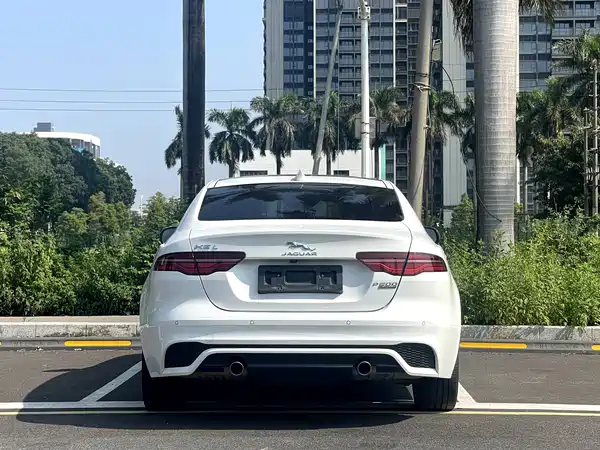 Jaguar XEL 2021