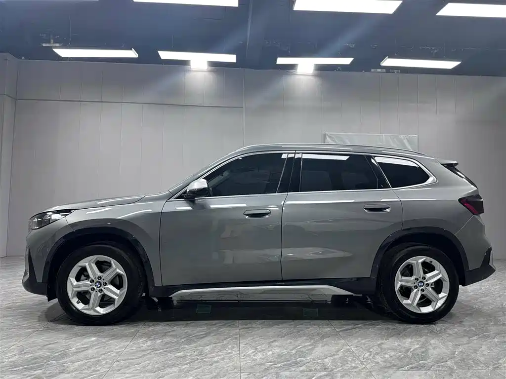 BMW X1 2023 — фото 9