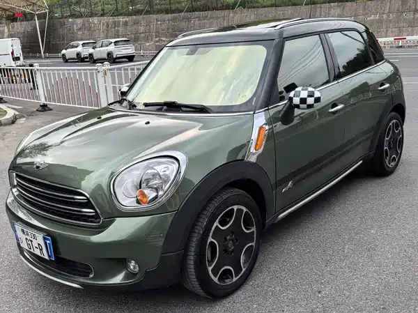 MINI Countryman 2014