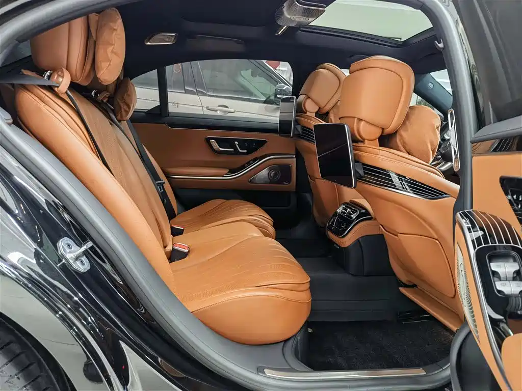 Mercedes-Benz S-Class 2025 — фото 20