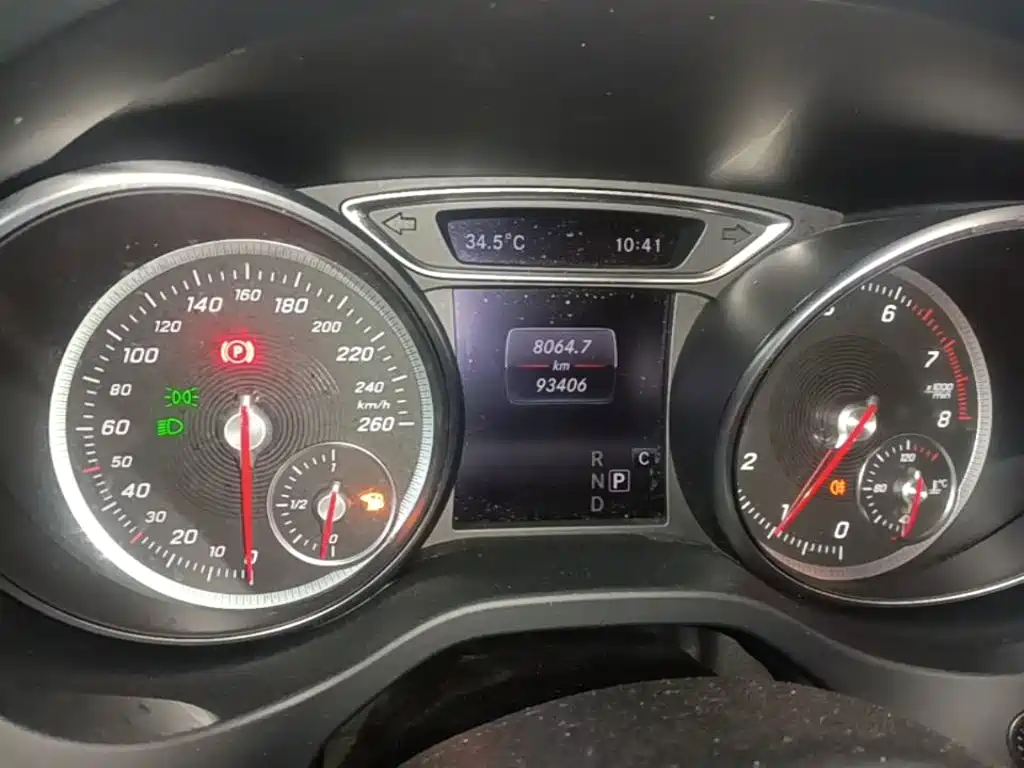 Mercedes-Benz GLA 2019 — фото 12