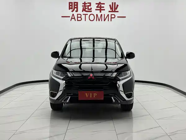 Mitsubishi Outlander 2022
