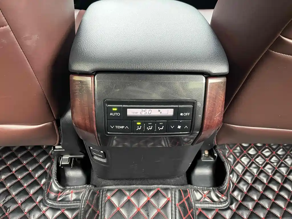 Toyota Prado 2016 — фото 14