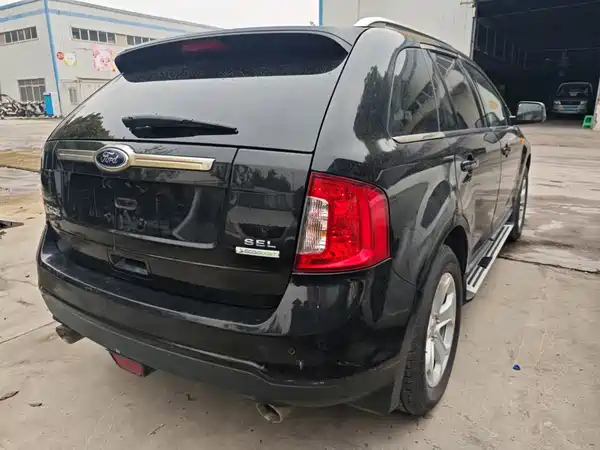 Ford Edge 2015