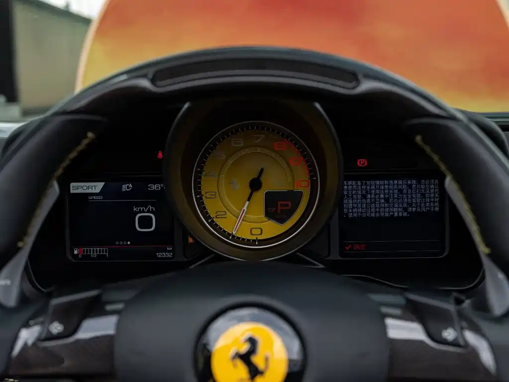 Ferrari F8 2022 — фото 12