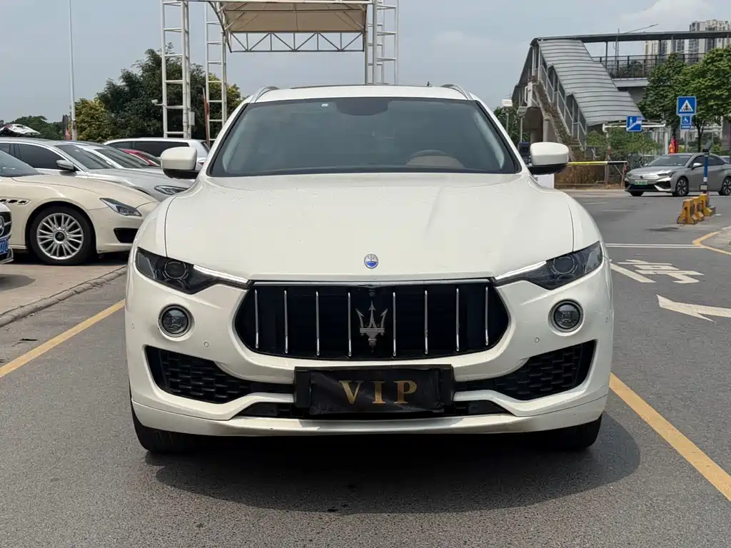 Maserati Levante 2019 — фото 2