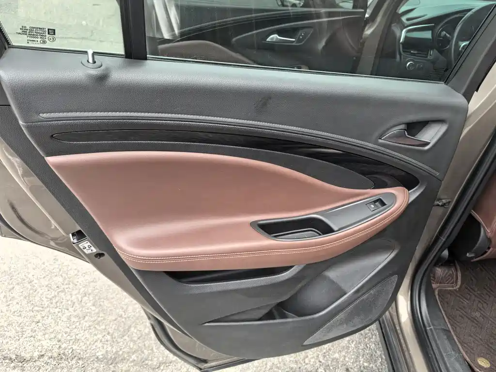 Buick Envision Plus 2019 — фото 15