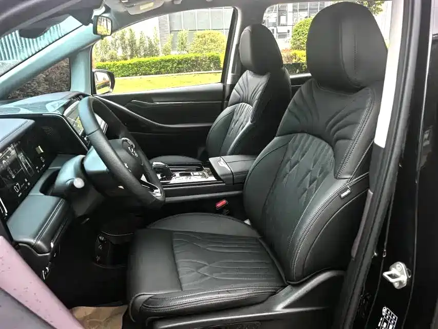 GAC Trumpchi M8 2025 — фото 3