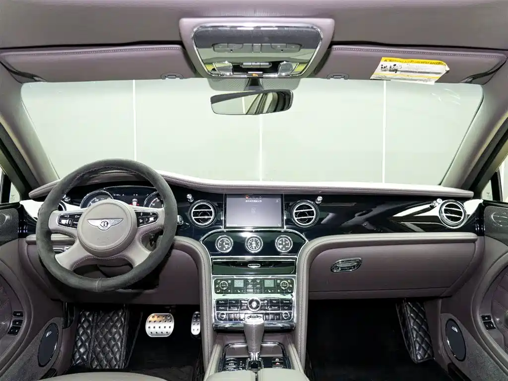 Bentley Mulsanne 2020 — фото 14