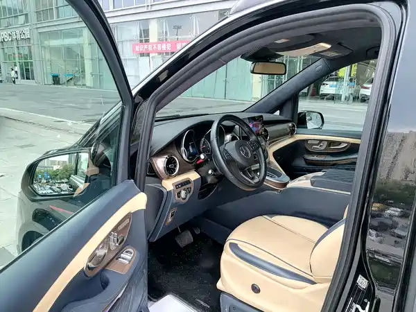 Mercedes-Benz V-Class 2021