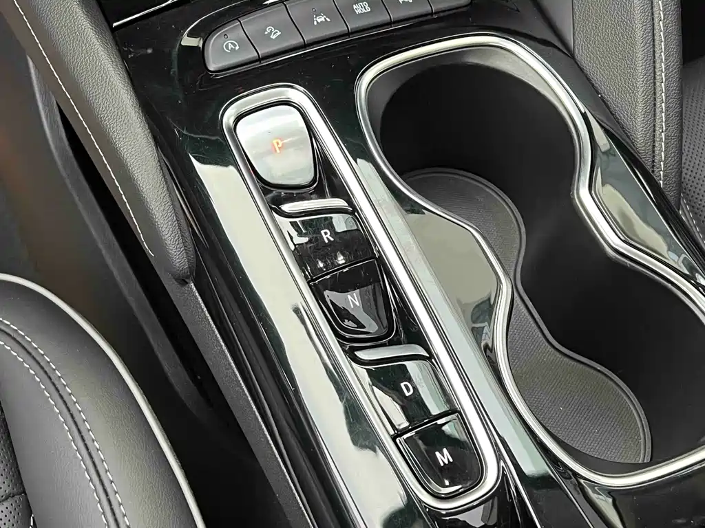 Buick Envision Plus 2022 — фото 15