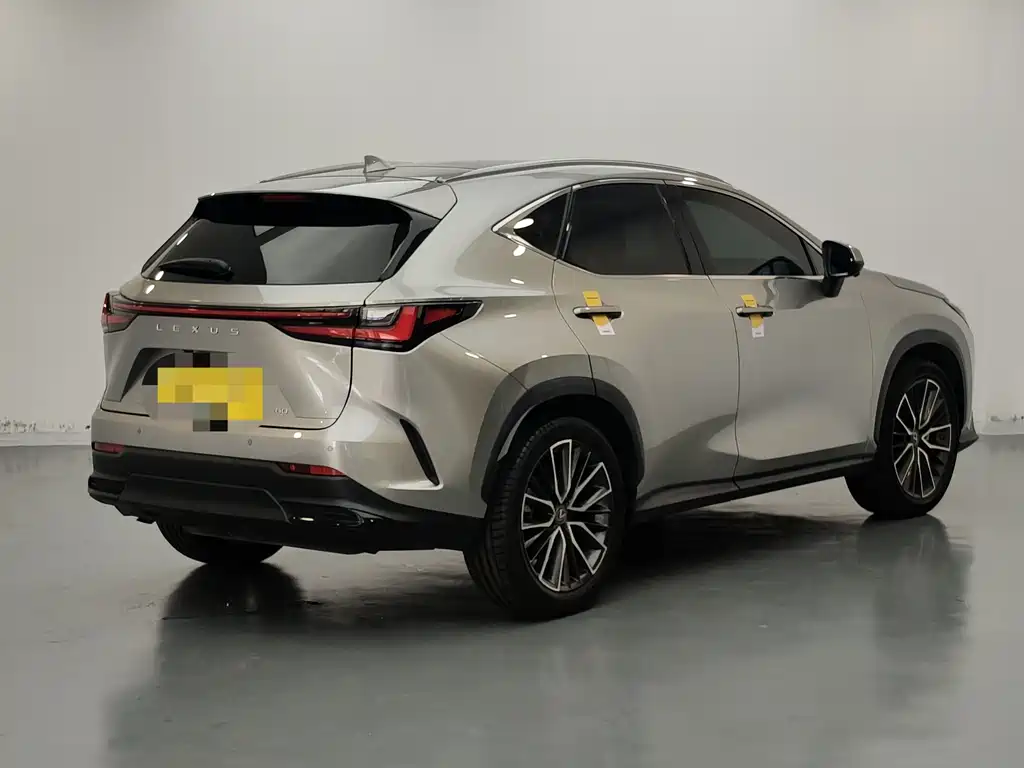 Lexus NX 2022 — фото 4