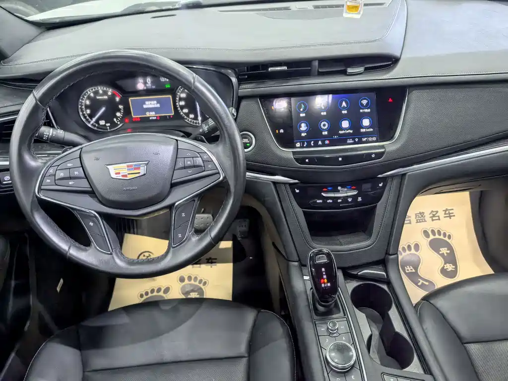 Cadillac XT5 2020 — фото 15