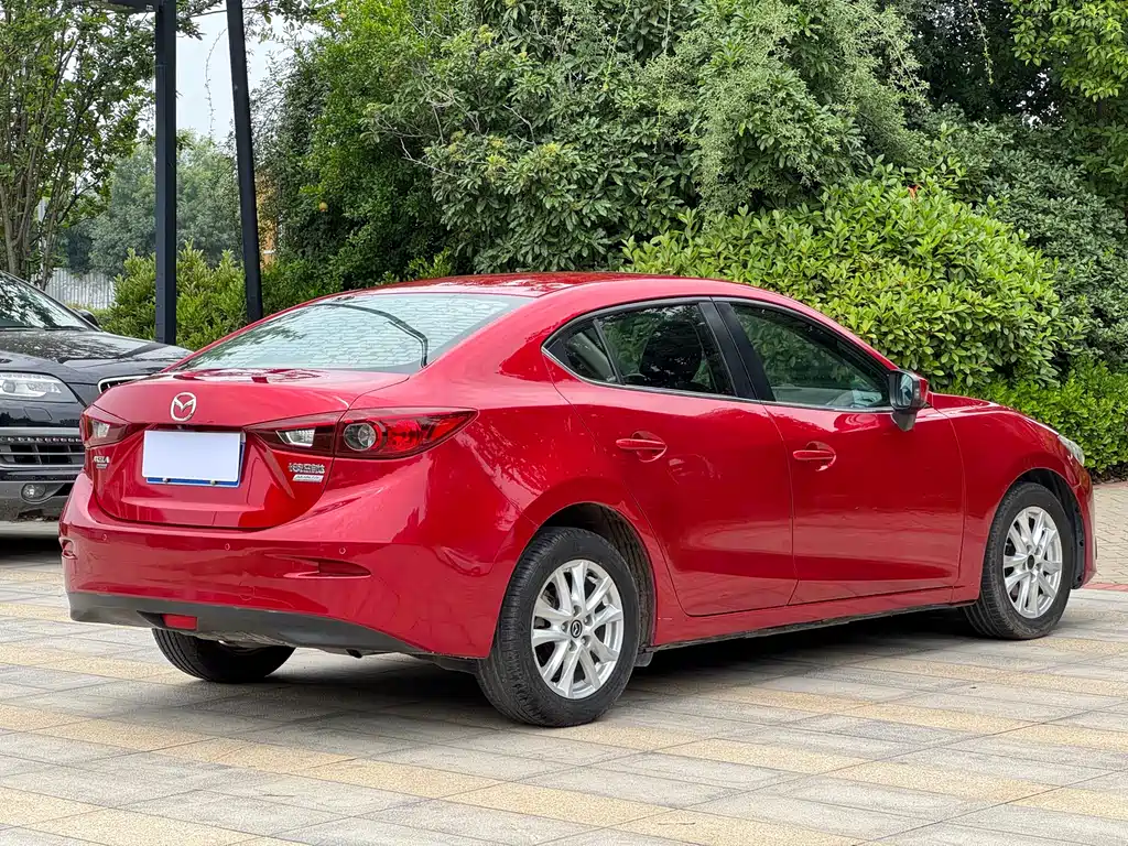 Mazda 3 Axela 2015 — фото 8