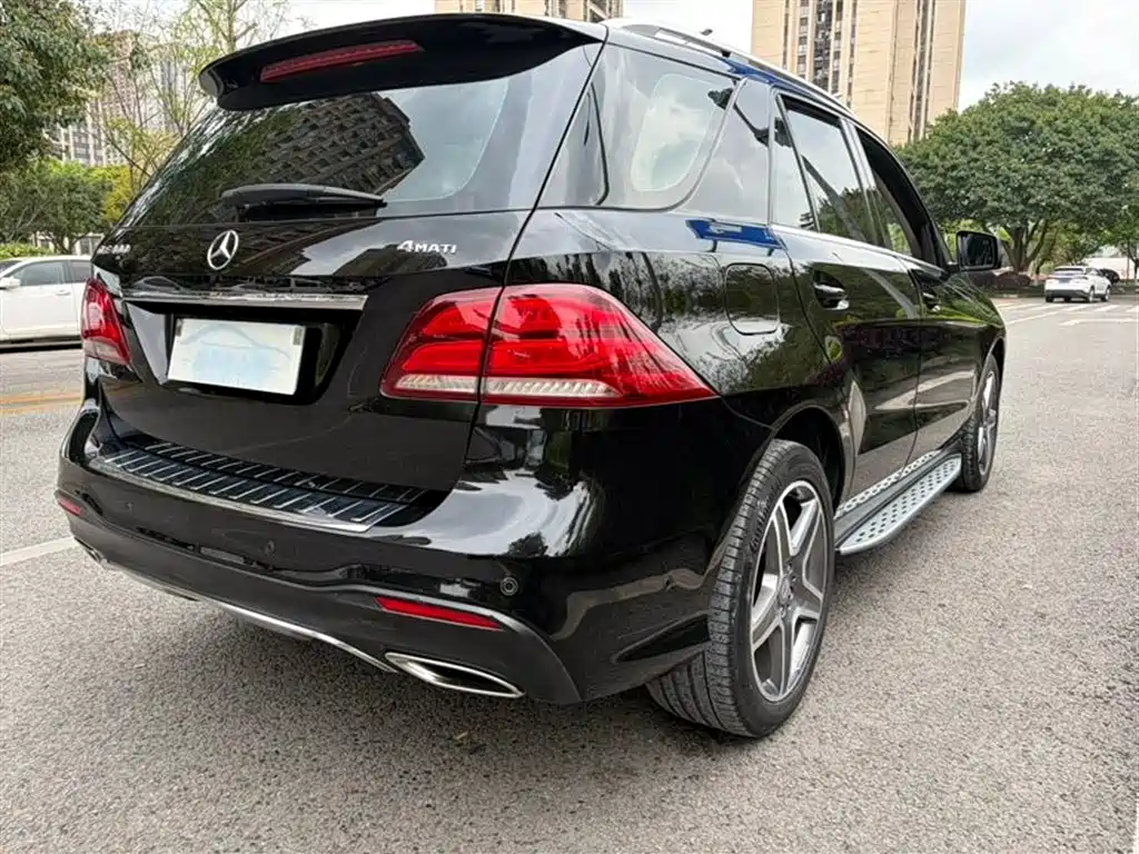 Mercedes-Benz GLE 2017 — фото 5