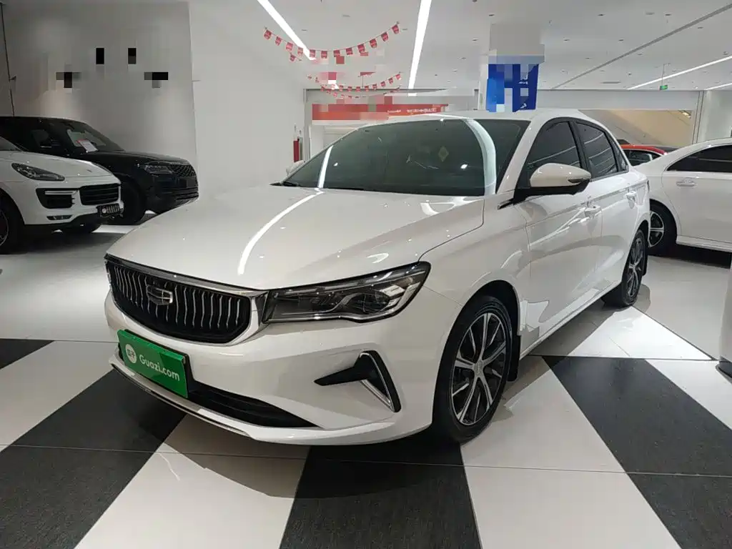 Geely Emgrand 2023