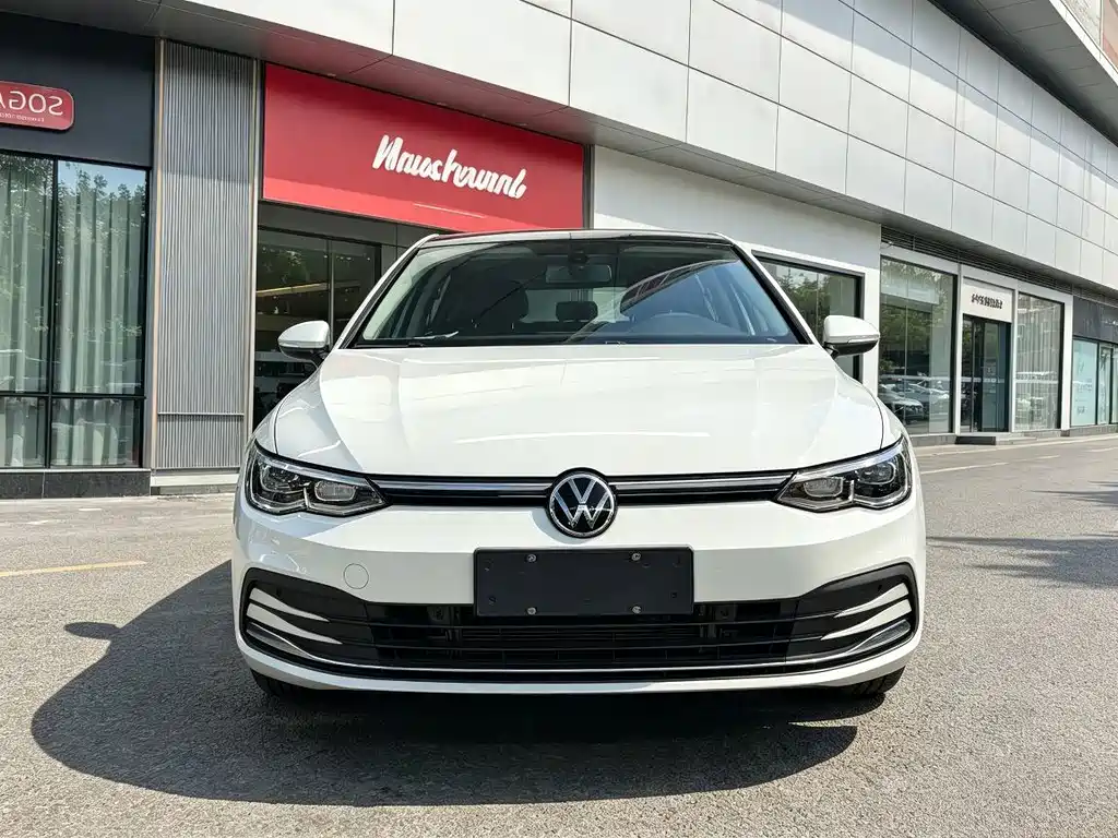 Volkswagen Golf 2023