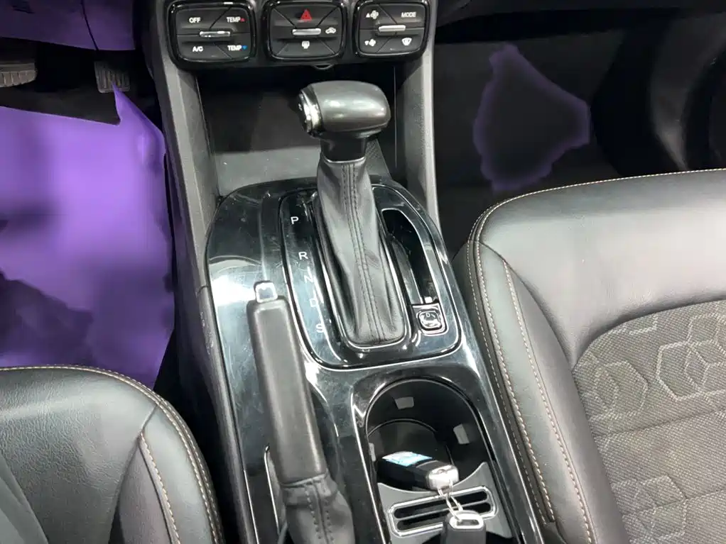 GAC Trumpchi GS3 2019 — фото 16