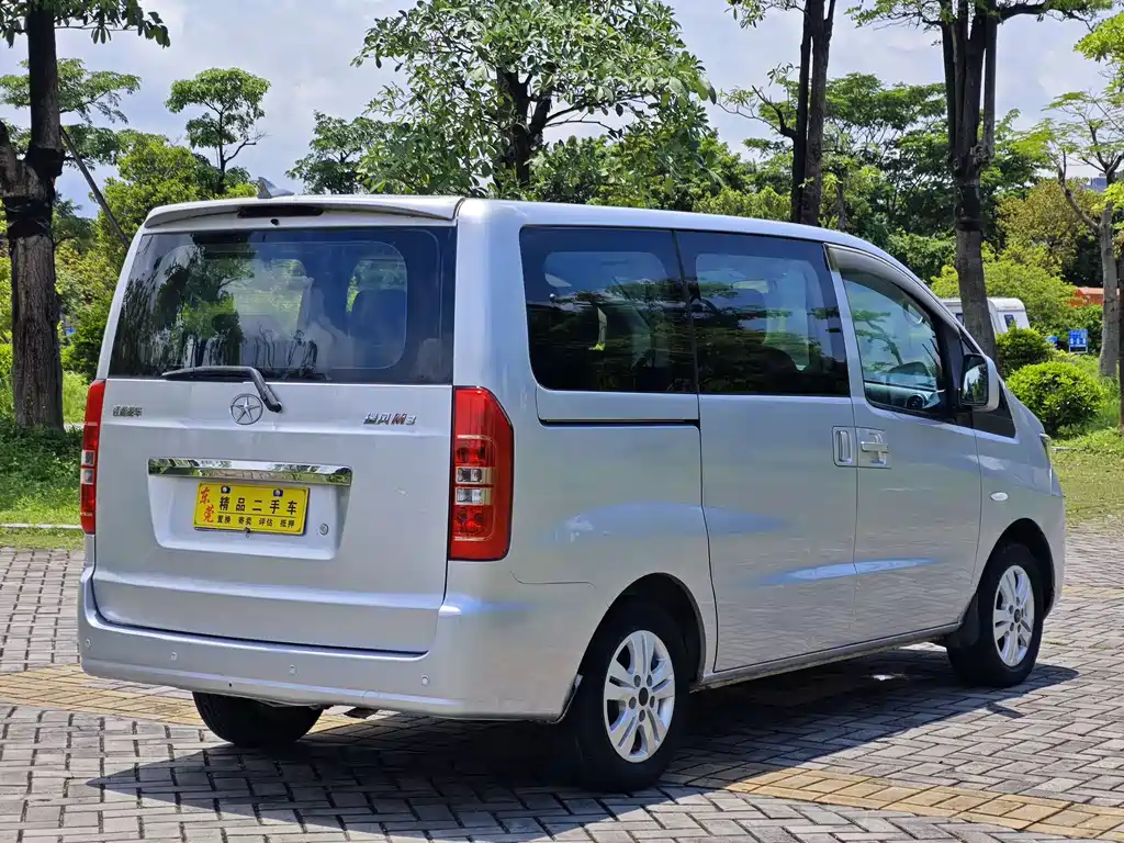JAC Refine Refine M3 2015 — фото 7