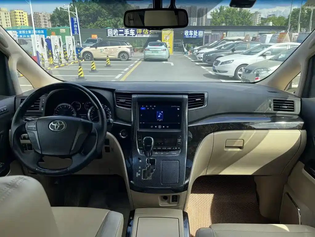 Toyota Alphard 2012 — фото 10