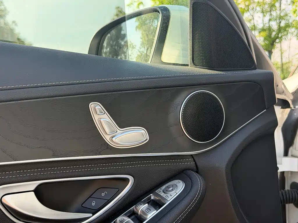 Mercedes-Benz C-Class 2020 — фото 10