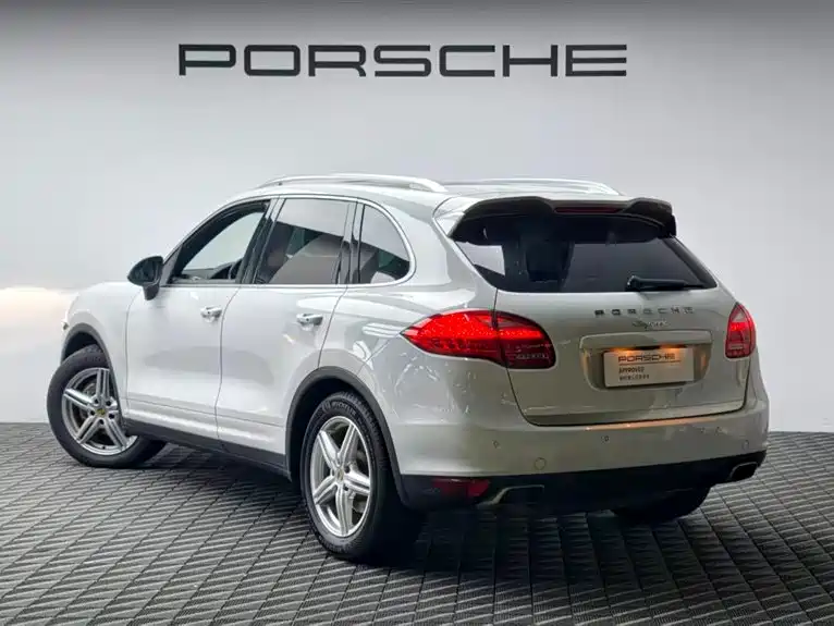Porsche Cayenne 2014