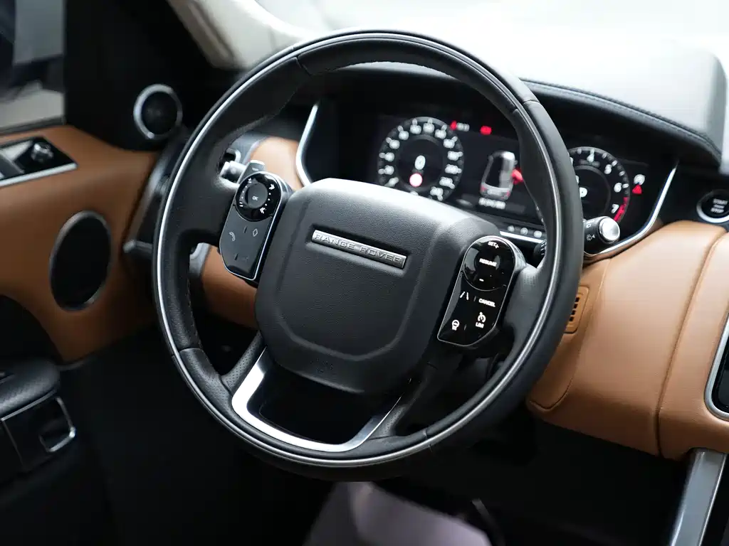 Land Rover Sport 2020 — фото 10