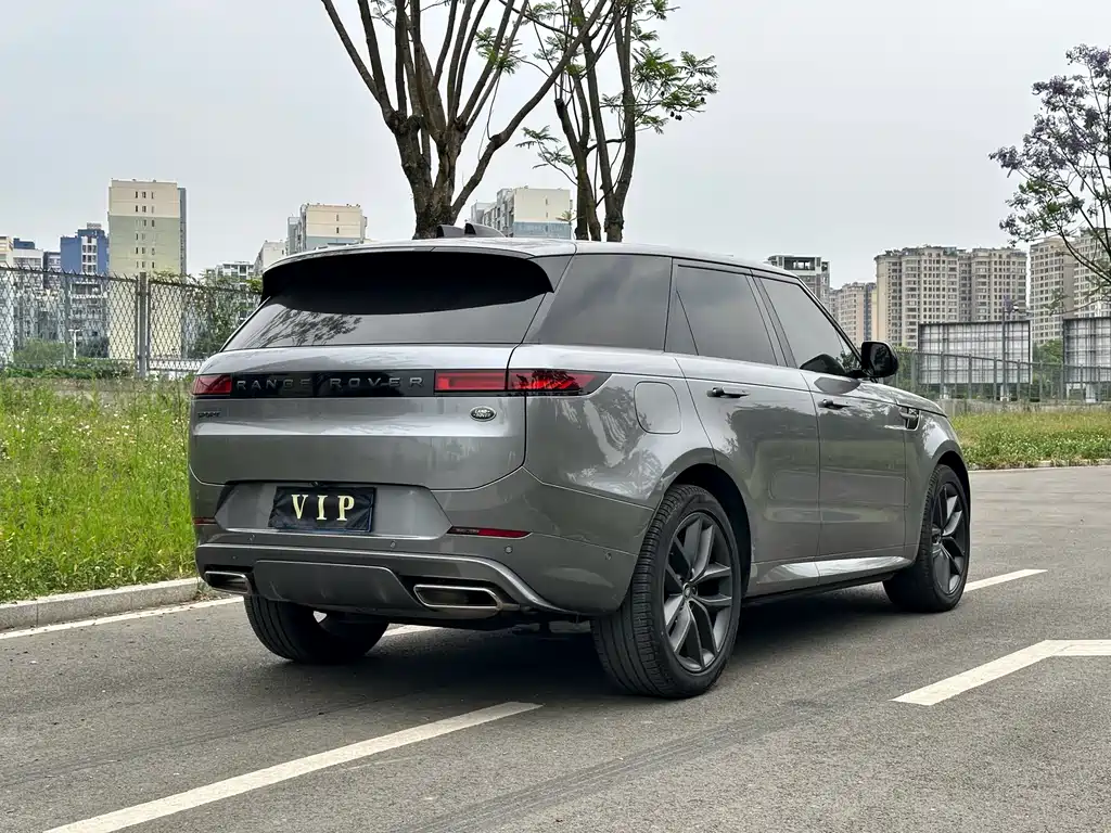 Land Rover Sport 2024 — фото 17