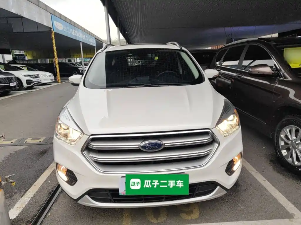 Ford Kuga 2017 — фото 3