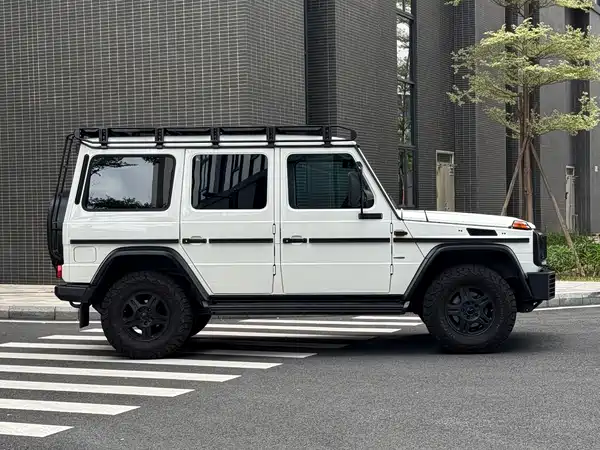 Mercedes-Benz G-Class 2016