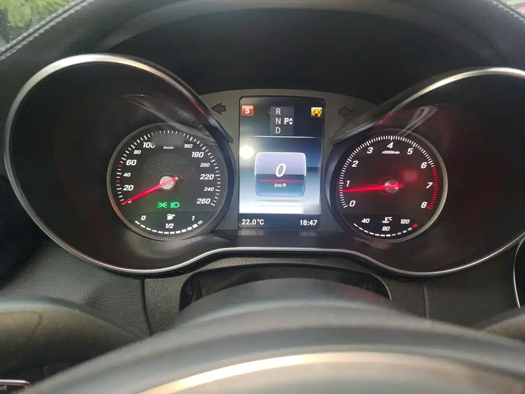 Mercedes-Benz C-Class 2016