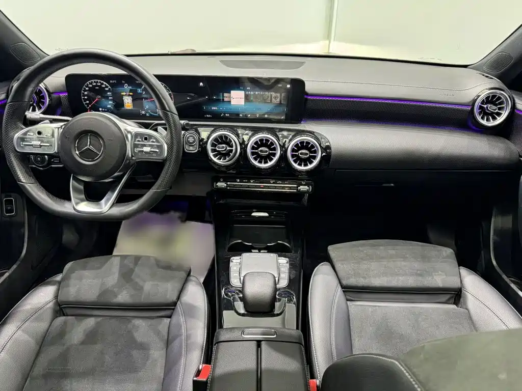 Mercedes-Benz A-Class 2021 — фото 15