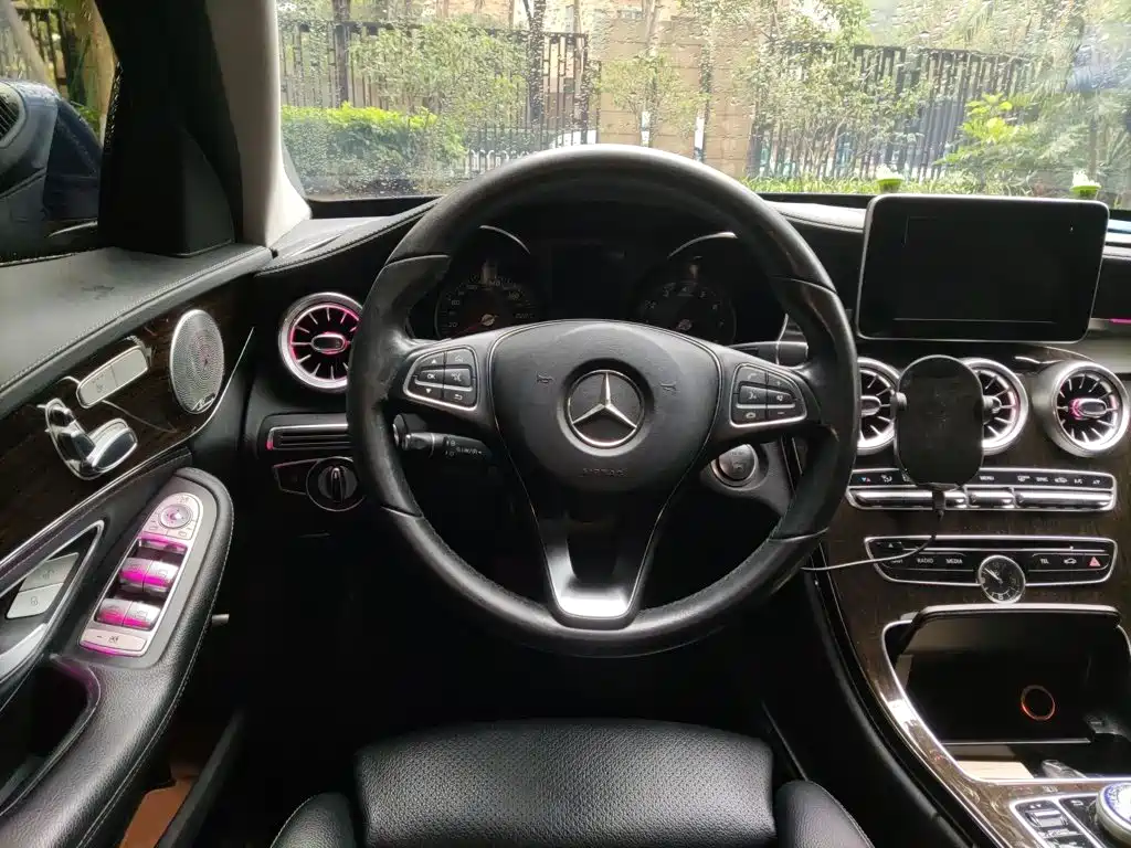 Mercedes-Benz C-Class 2017