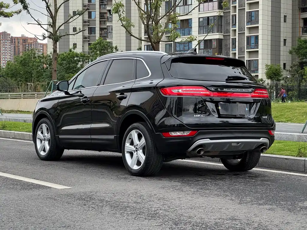 Lincoln MKC 2018 — фото 16