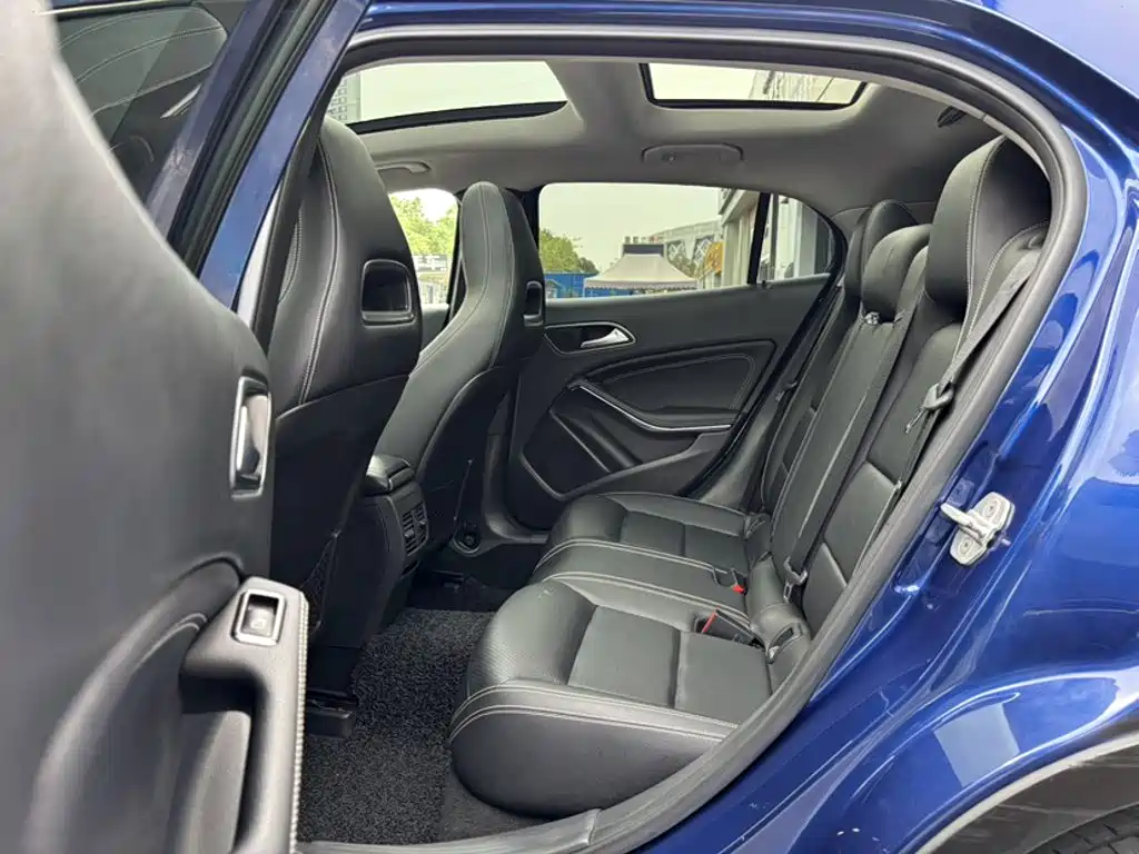 Mercedes-Benz GLA 2017 — фото 14