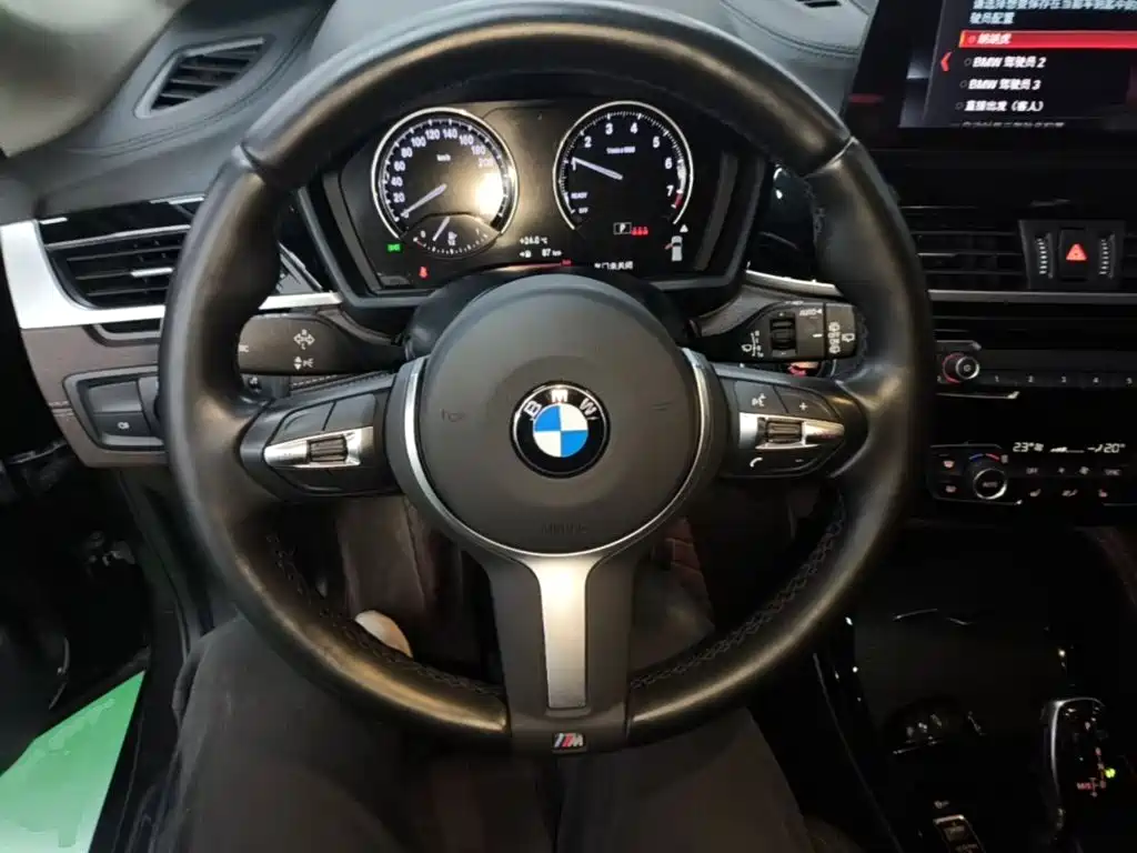 BMW X2 2022 — фото 11