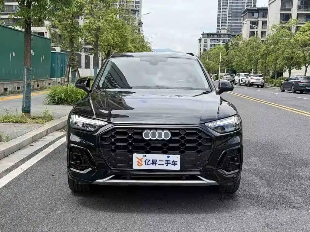 Audi Q5L 2022 — фото 3