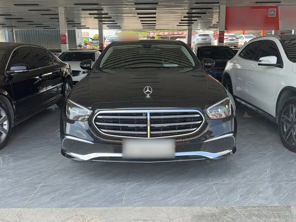 Mercedes-Benz E-Class 2023