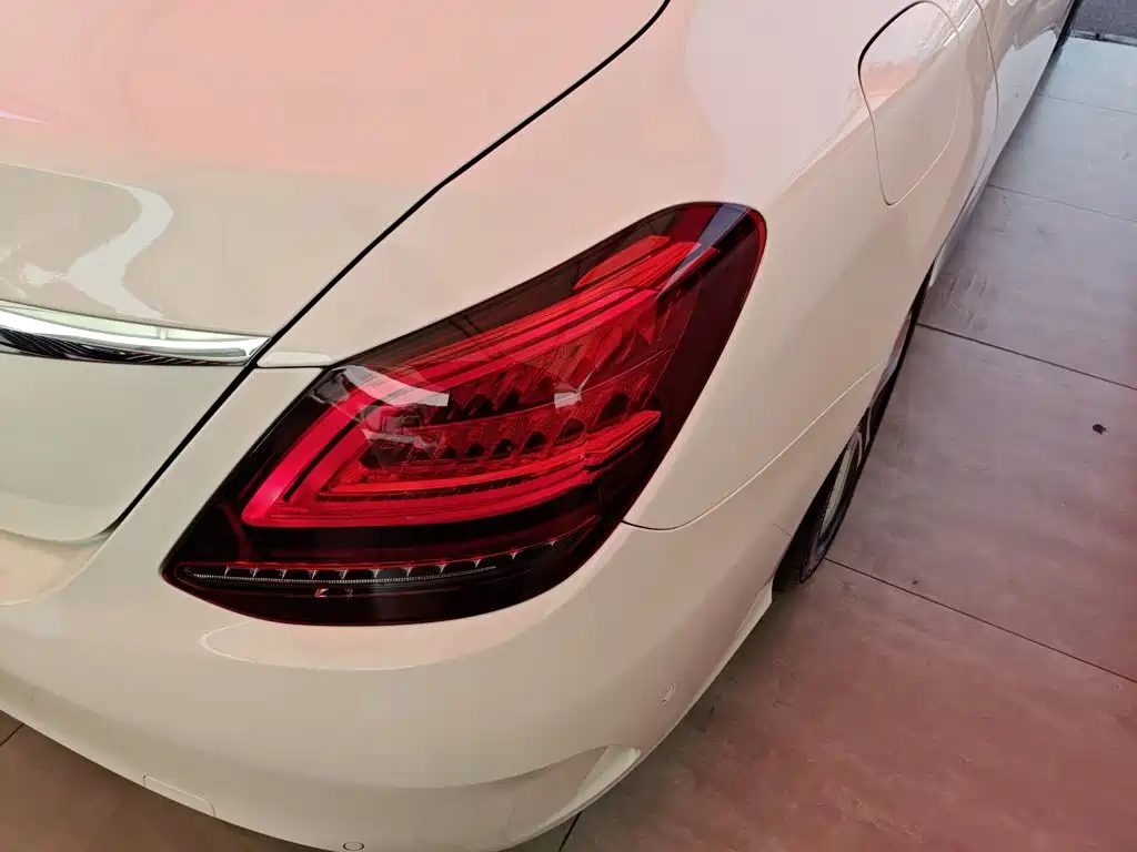 Mercedes-Benz C-Class 2019 — фото 24