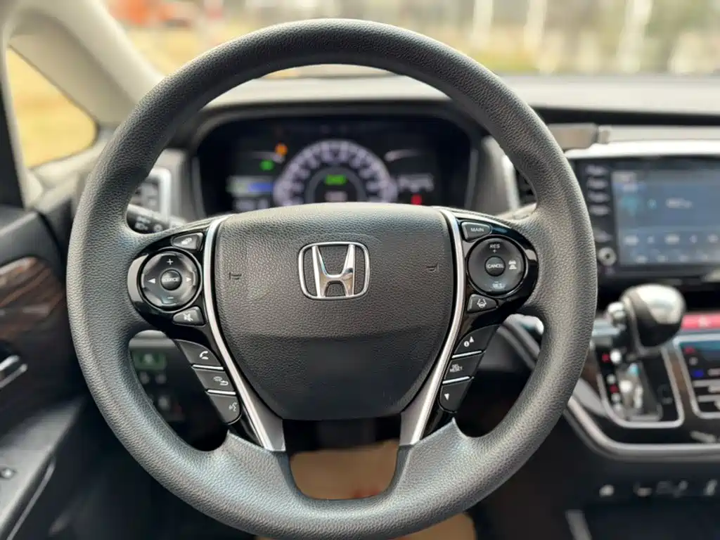 Honda Odyssey 2021 — фото 24