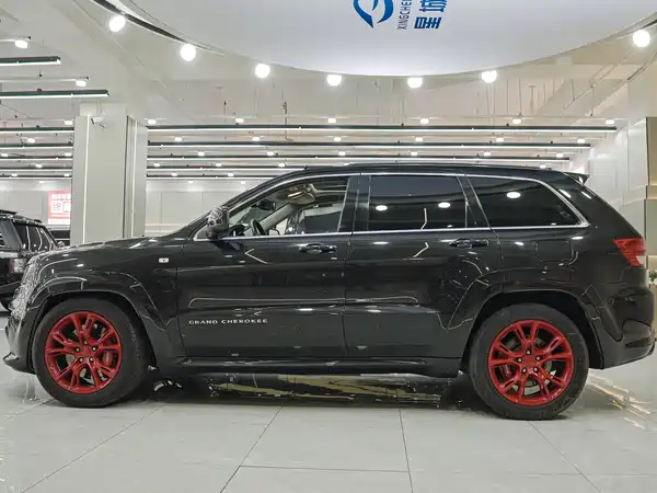Jeep Grand Cherokee SRT 2012