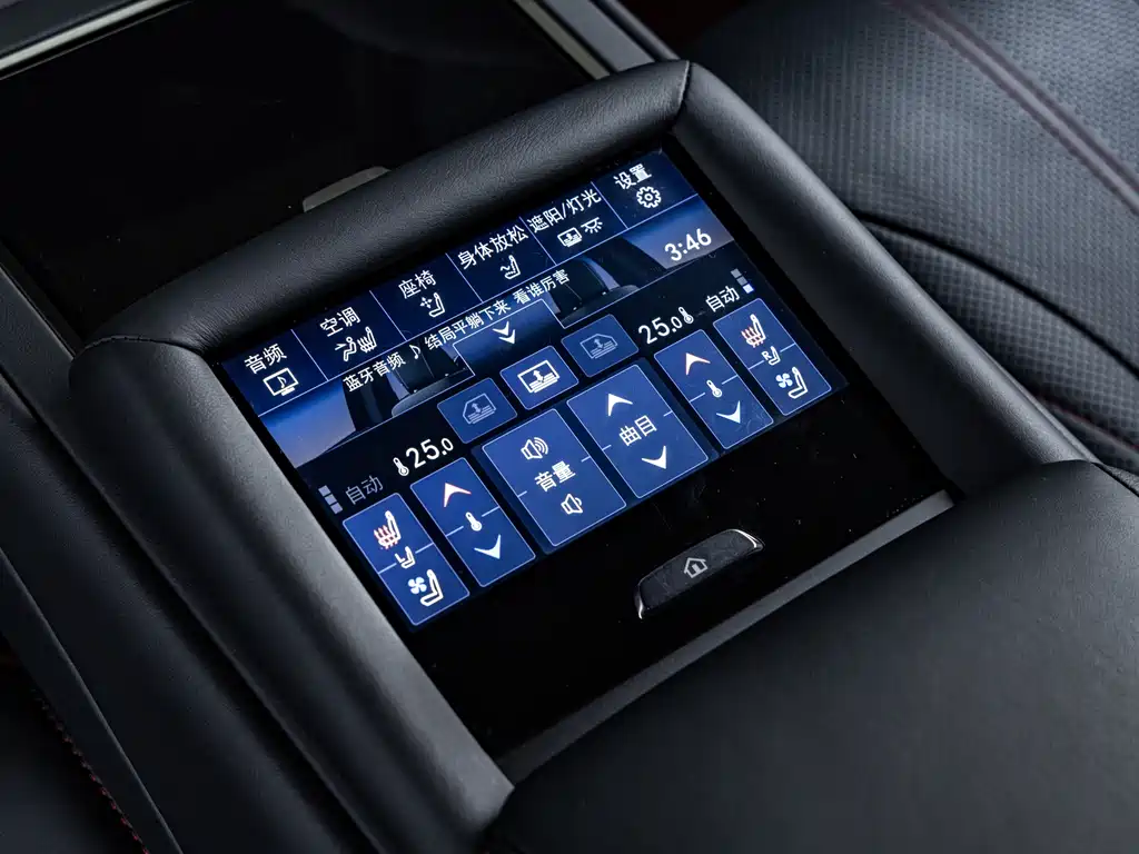 Lexus LS 2021 — фото 18