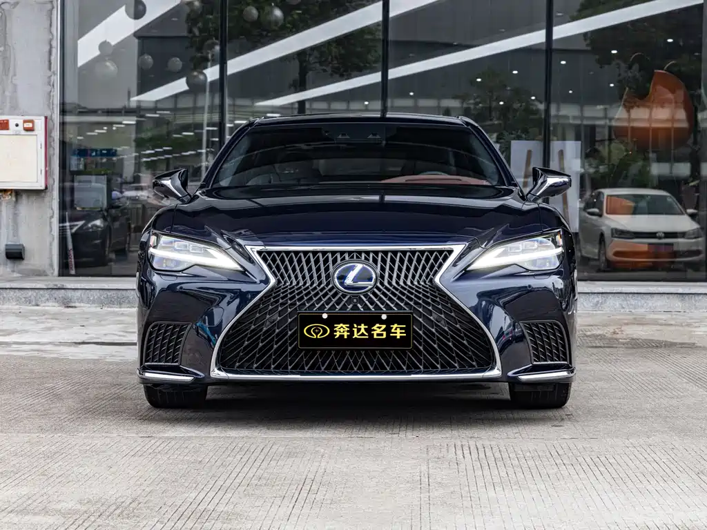 Lexus LS 2021 — фото 2