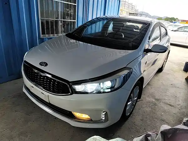 Kia K3 2016