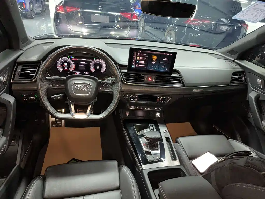 Audi Q5L 2024