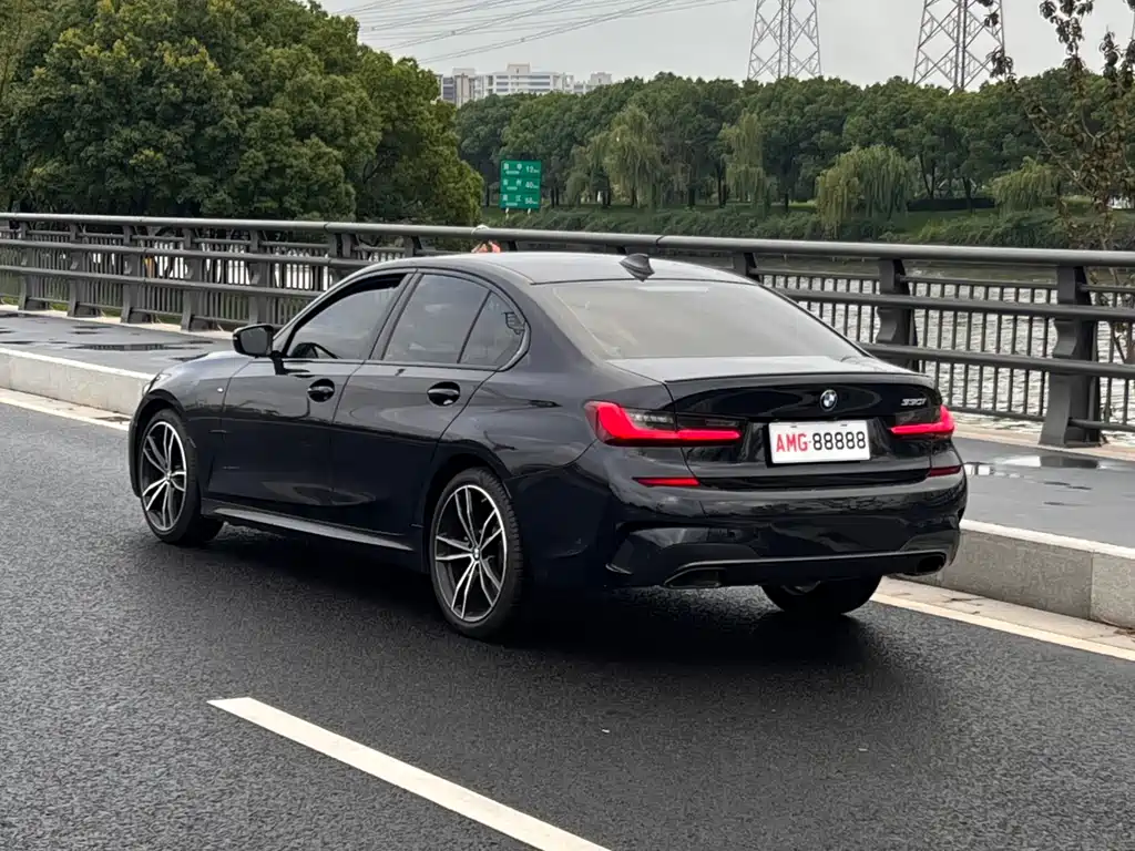 BMW 3 Series 2022