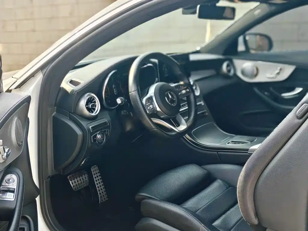 Mercedes-Benz C-Class 2019