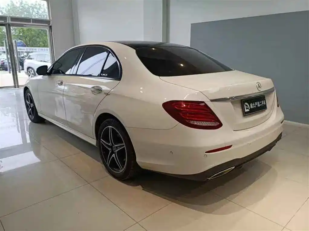 Mercedes-Benz E-Class 2019
