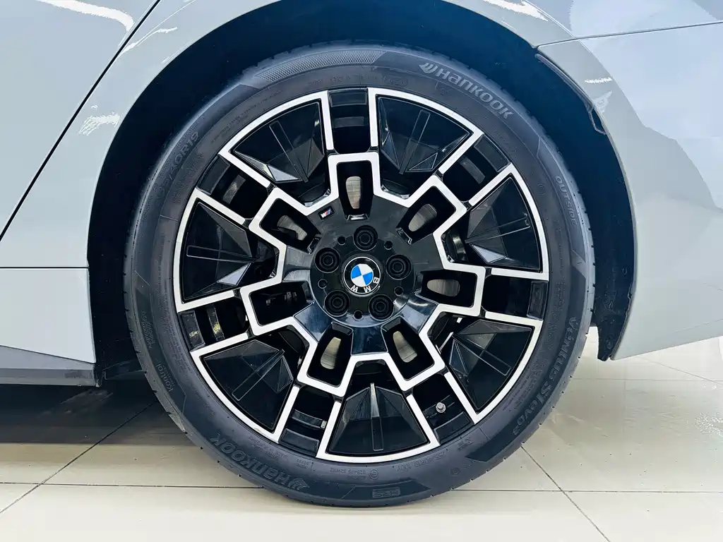 BMW 4 Series 2025 — фото 21