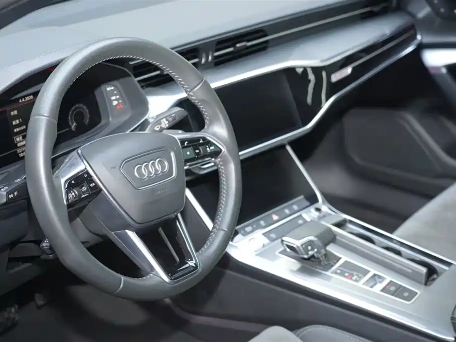Audi A6L New Energy 2021 — фото 11